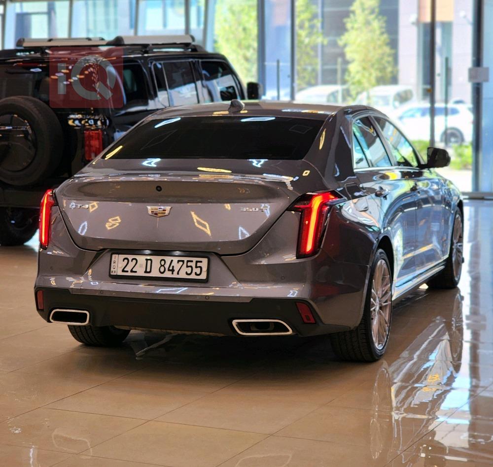 Cadillac CT4